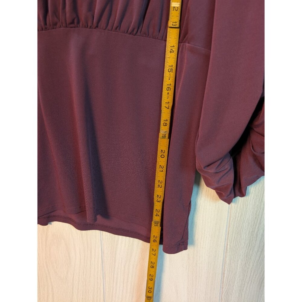 Torrid, Purple Studio Knit V-Neck Quarter Sleeve Shirred Top, Plus Size 2 - Picture 6 of 7